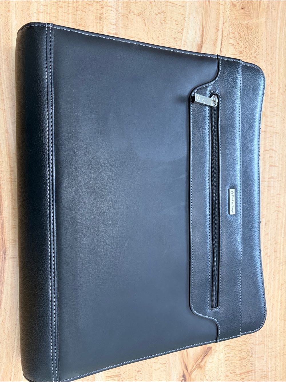Franklin Covey Black Laptop Portfolio
